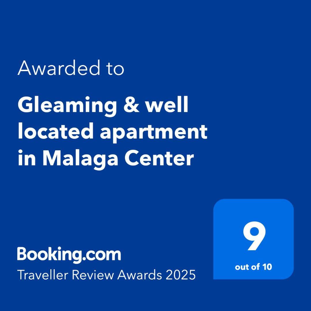 Gleaming & Well Located Apartment In Malaga Center Exterior foto